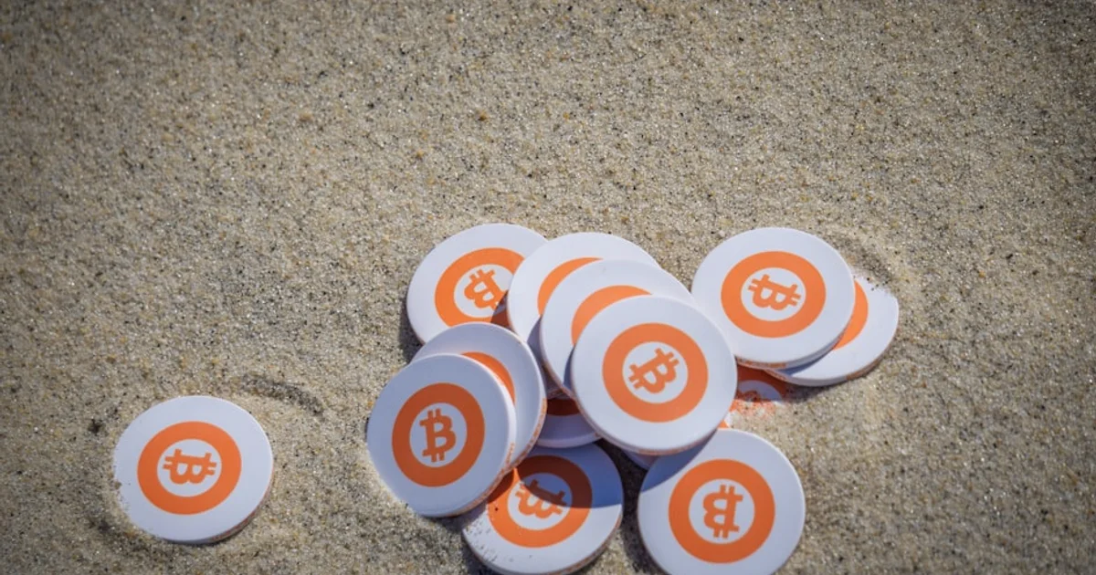 مستقبل العملات الرقمية: كيف نوازن بين تيسير المعاملات وخصوصية بياناتنا؟