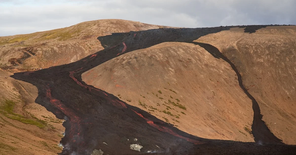 نذير قبل الانفجار: تقنية جديدة تتنبأ بثورات البراكين بدقة مذهلة